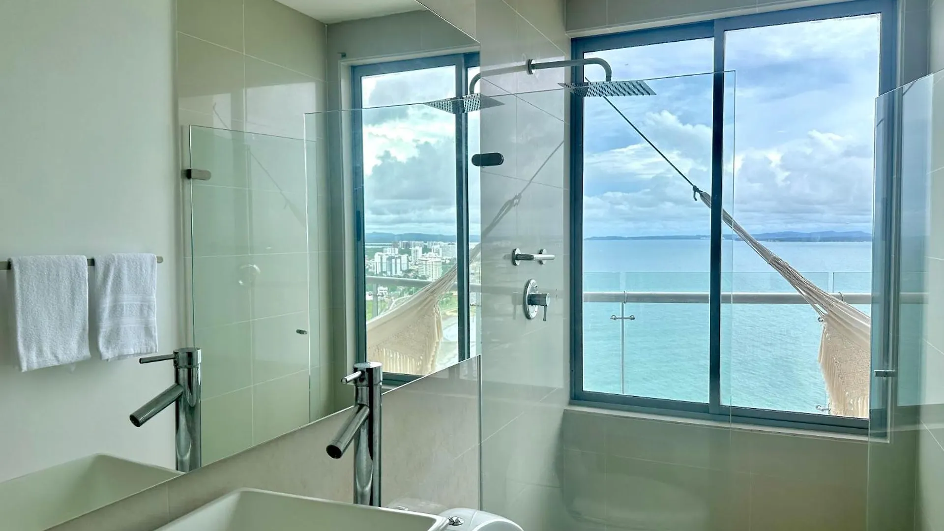 Apartment Ocean Views Next To The Old City Cartagena Colombia